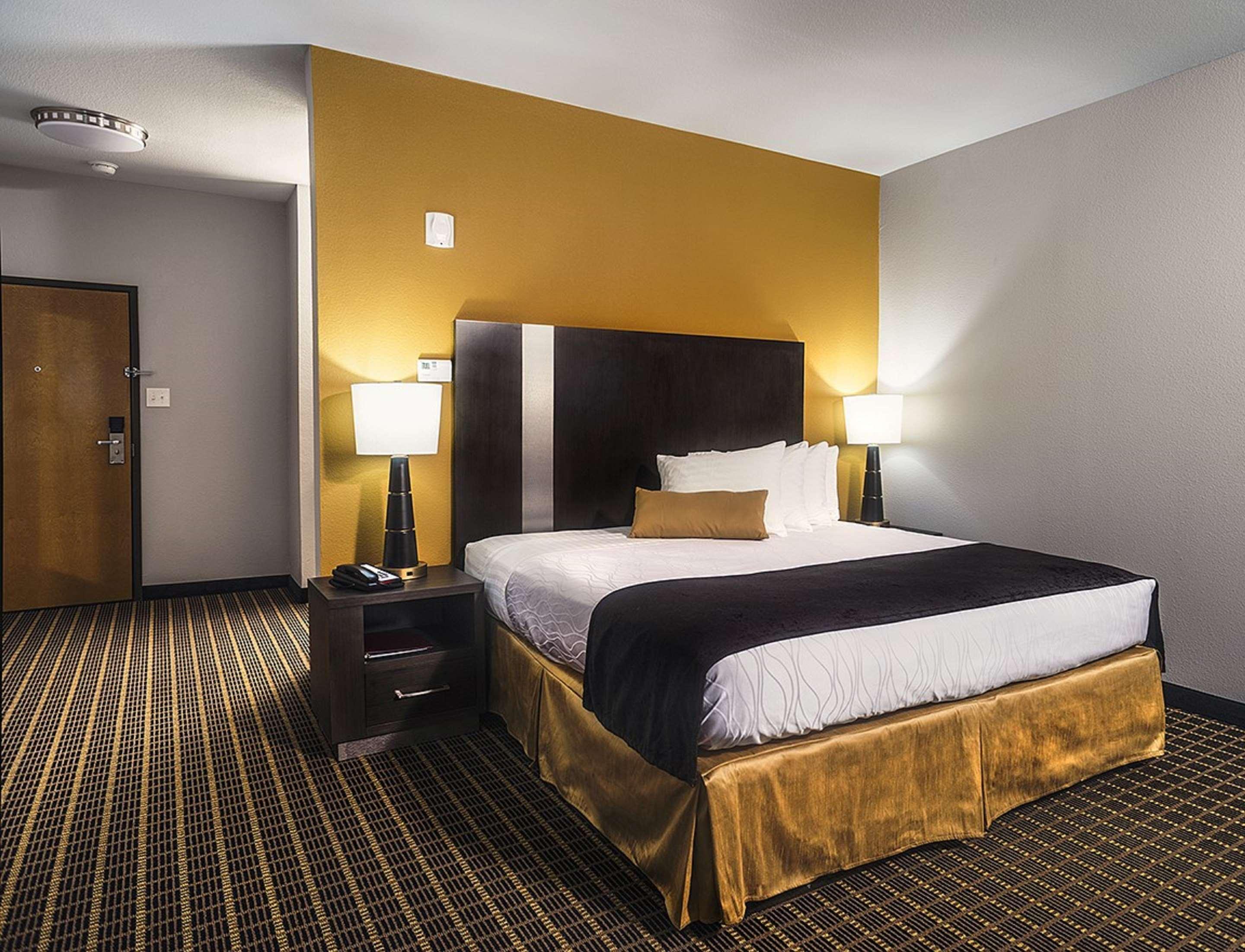 Best Western Plus Lampasas Inn & Suites Екстер'єр фото